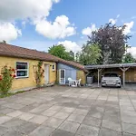 Nice Home In Billund With Kitchen