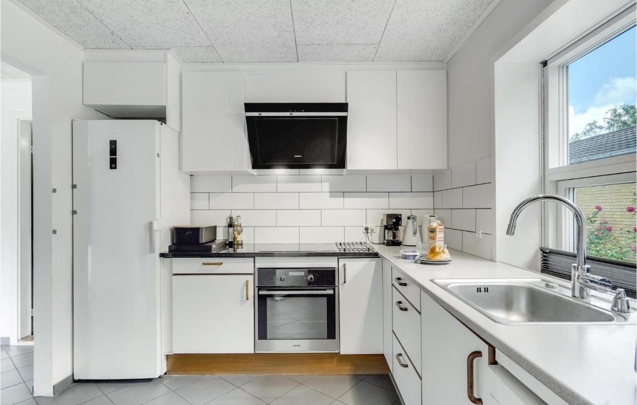 Holiday home Nice In With Kitchen *